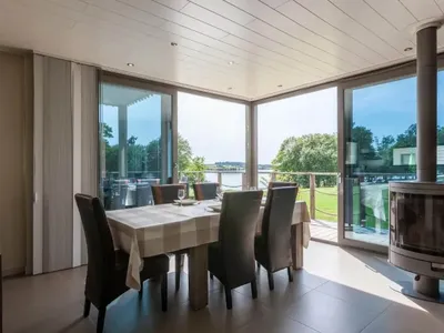 DiningRoom