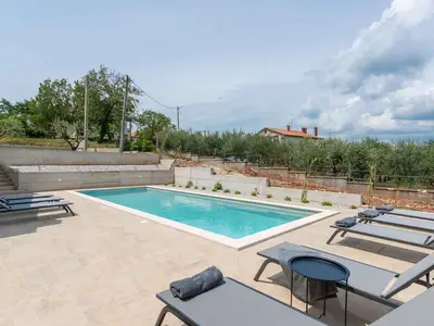 Villa für 8 Personen (220 m²) in Brig 7/10 Villa für 8 Personen (220 m²) in Brig 7/10