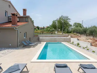 Villa für 8 Personen (220 m²) in Brig 8/10 Villa für 8 Personen (220 m²) in Brig 8/10
