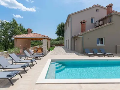 Villa für 8 Personen (220 m²) in Brig 10/10 Villa für 8 Personen (220 m²) in Brig 10/10