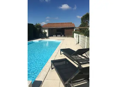 PoolOfHouse