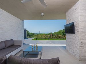Villa für 6 Personen (200 m²) in Brtonigla