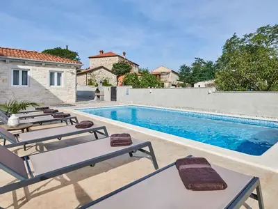 Villa für 8 Personen (166 m²) in Brtonigla 3/10