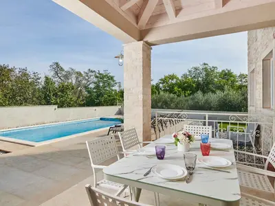 Villa für 8 Personen (166 m²) in Brtonigla 10/10