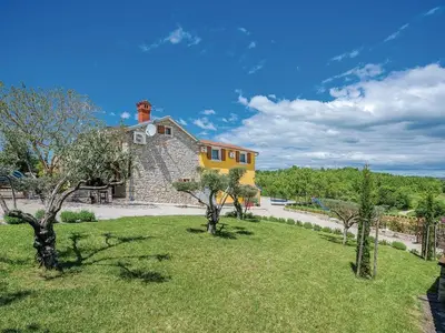 Villa für 8 Personen (200 m²) in Brtonigla 9/10