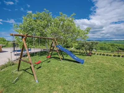 Villa für 8 Personen (200 m²) in Brtonigla 10/10