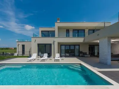 Villa für 6 Personen (200 m²) in Brtonigla 2/10