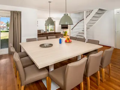 DiningRoom