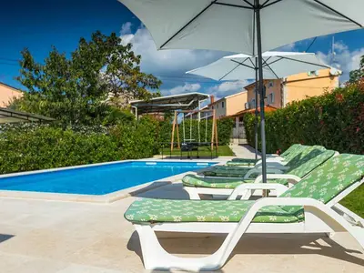 Villa für 8 Personen (141 m²) in Bubani 4/10