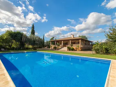 PoolOfHouse