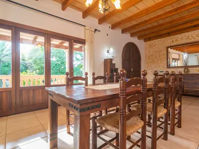 DiningRoom