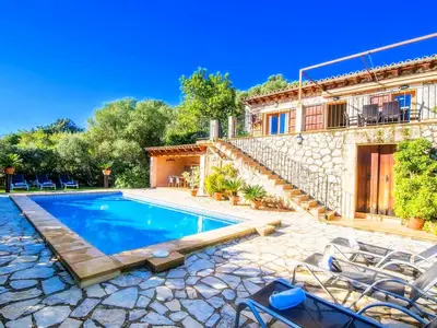 PoolOfHouse