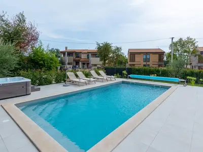 Villa für 4 Personen (128 m²) in Buici 2/10