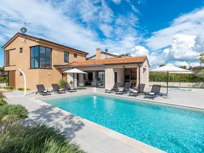 Villa für 8 Personen (180 m²) in Buici 1/10