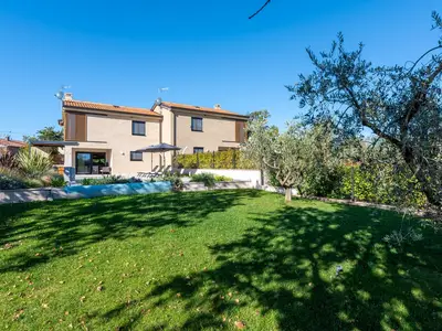Villa für 4 Personen (130 m²) in Buici 6/10