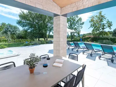 Villa für 8 Personen (180 m²) in Buici 3/10
