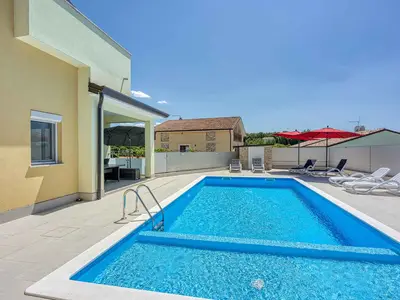 Villa für 9 Personen (160 m²) in Buje 5/10
