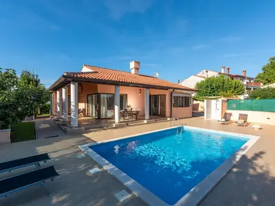 Villa für 7 Personen (150 m²) in Buje 3/10