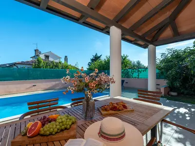 Villa für 7 Personen (150 m²) in Buje 4/10