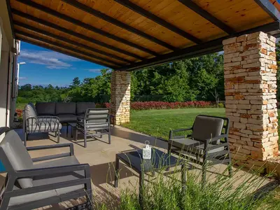 Villa für 10 Personen (420 m²) in Butkovići 8/10