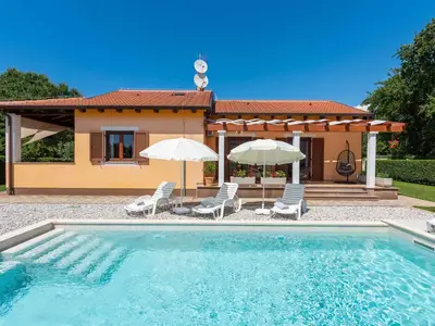 Villa für 5 Personen (125 m²) in Bužinija 5/10