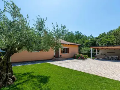 Villa für 5 Personen (125 m²) in Bužinija 9/10