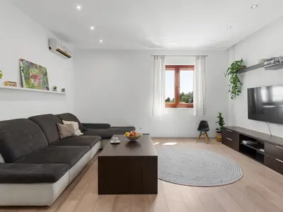 Villa für 5 Personen (125 m²) in Bužinija 4/10