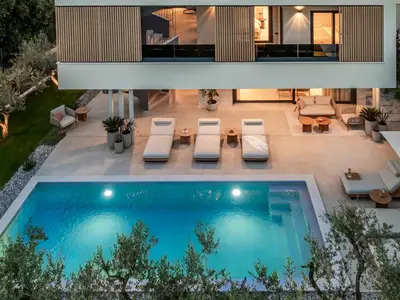 Villa für 6 Personen (202 m²) in Bužinija 2/10