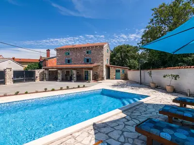 Villa für 8 Personen (99 m²) in Cabrunici 7/10