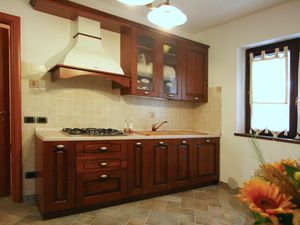 23097899-Villa-5-Cagli-300x225-4