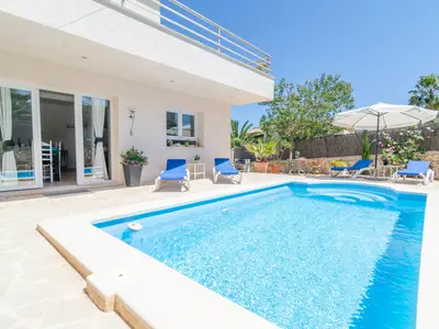 PoolOfHouse