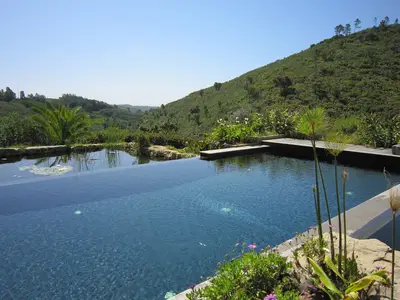 PoolOfHouse