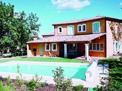 PoolOfHouse