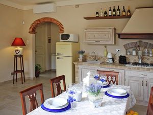 23280301-Villa-6-Camaiore-300x225-4