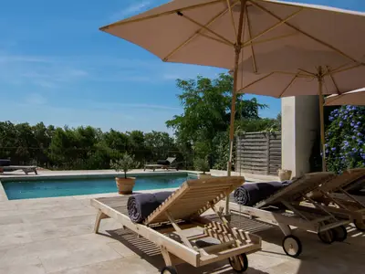 PoolOfHouse