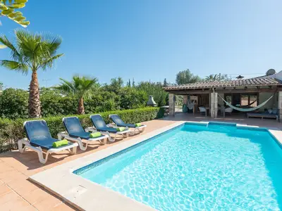PoolOfHouse