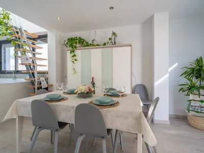 DiningRoom