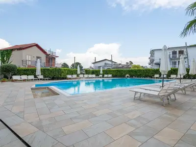 PoolOfHouse