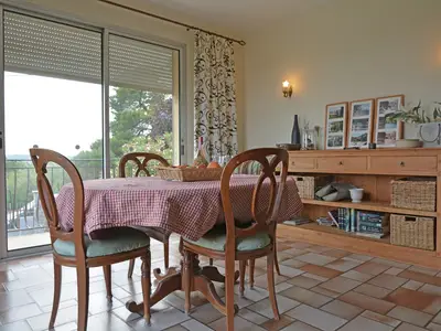 DiningRoom