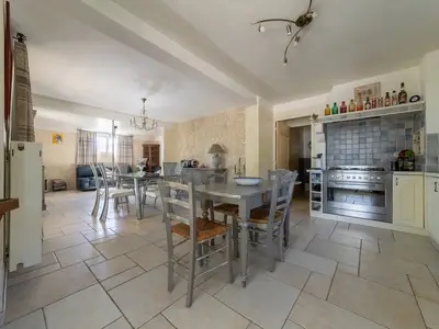 DiningRoom