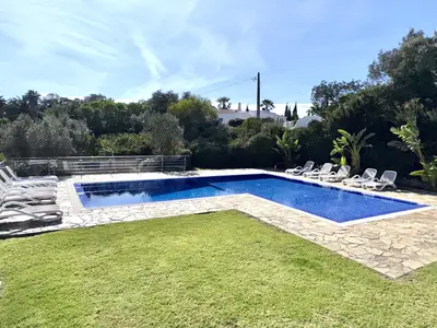 PoolOfHouse