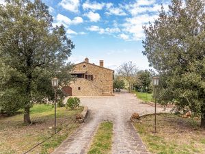 23707588-Villa-10-Castel Viscardo-300x225-0