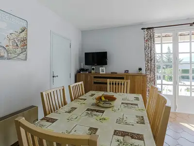 DiningRoom