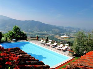 Villa für 8 Personen (250 m&sup2;) in Castiglion Fiorentino