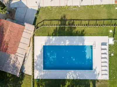PoolOfHouse