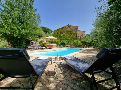 Pool des Ferienhauses