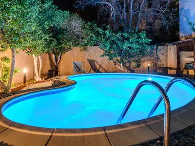 PoolOfHouse