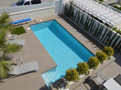 PoolOfHouse