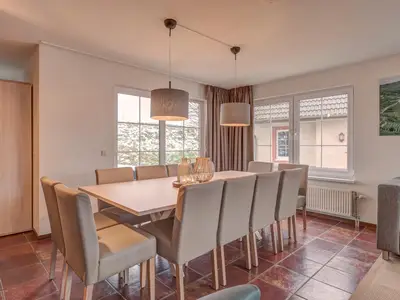 DiningRoom