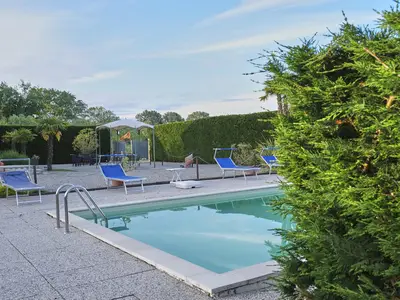 PoolOfHouse PoolOfHouse
